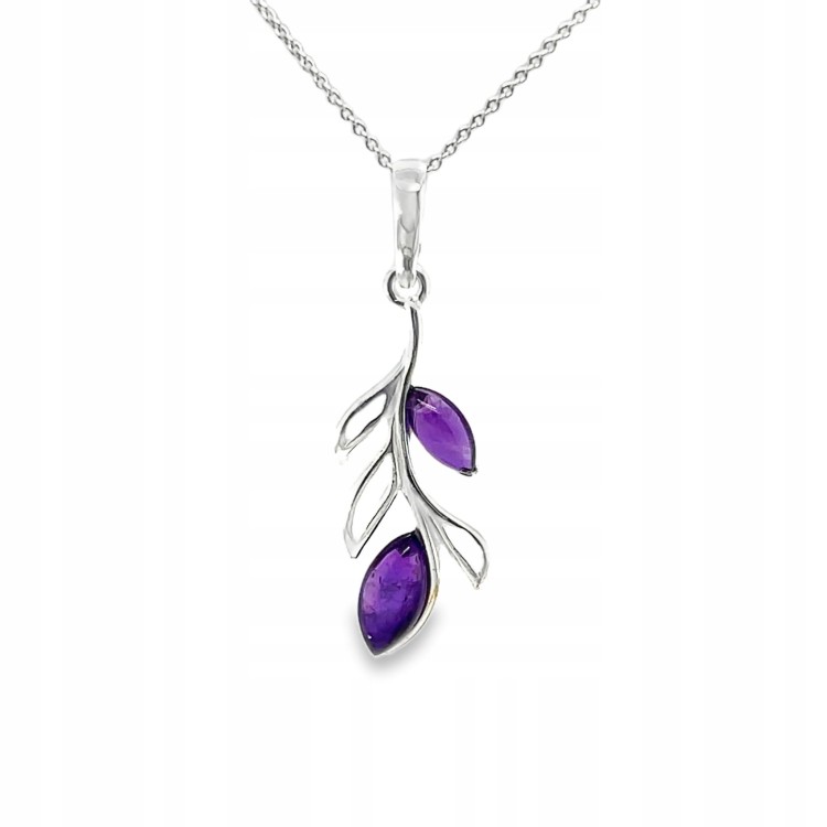 Silberanhänger mit natürlichem Amethyst Nahaufnahme