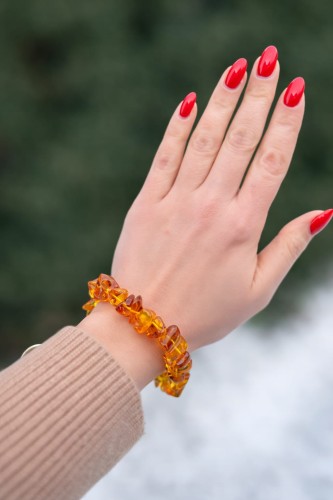 Handgefertigter Bernsteinschmuck