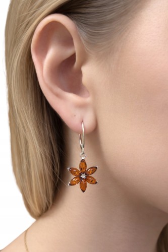 Silberohrringe mit Bernstein Blumenmuster