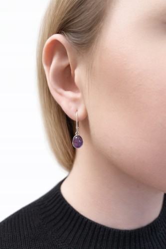 Silberohrringe mit natürlichem Amethyst Detailansicht