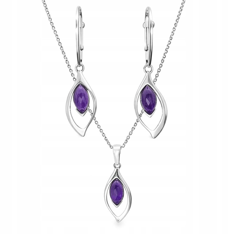Nahaufnahme Amethyst Anhänger in Silberfassung