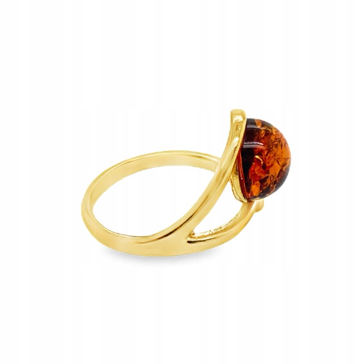 handgefertigter schmuck mit naturbernstein