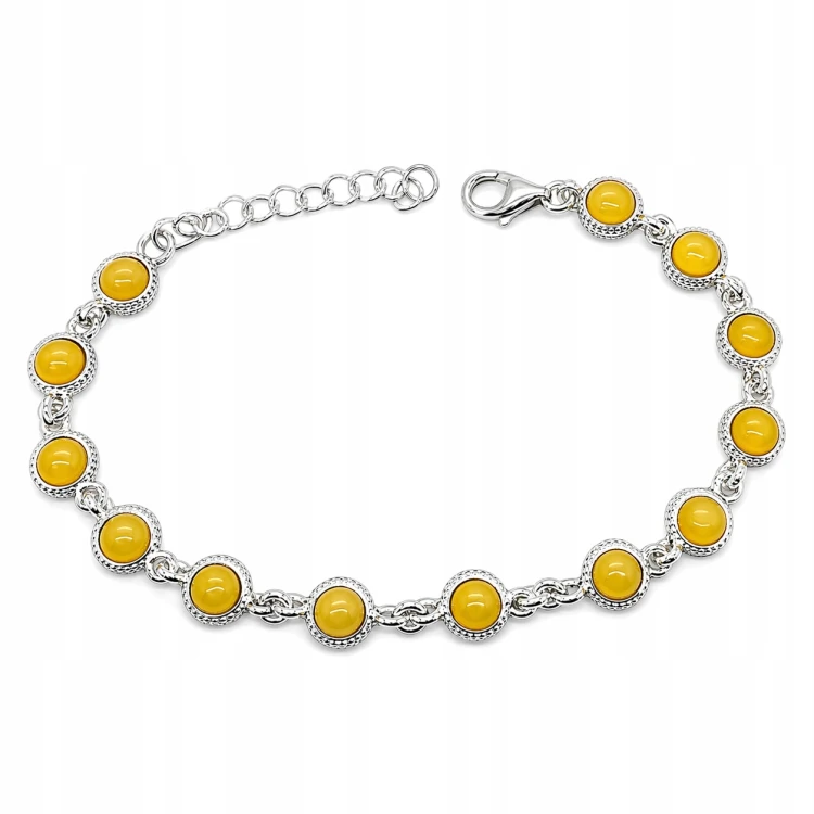 Silberarmband mit milchigem Bernstein Nahaufnahme