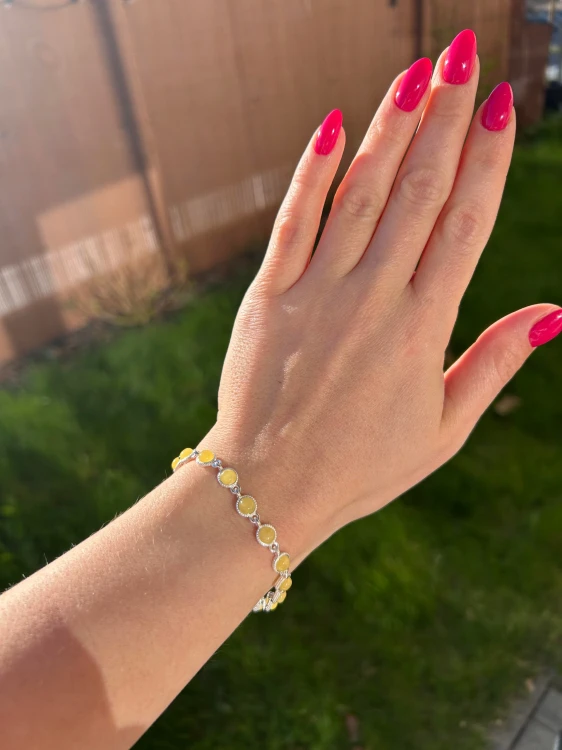 Elegantes Damenarmband aus Silber mit Bernstein
