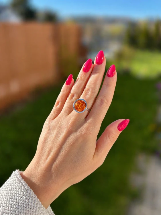 Handgefertigter Schmuck mit Naturbernstein