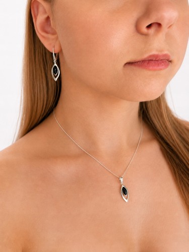 Silberne Ohrringe mit Onyx Stein