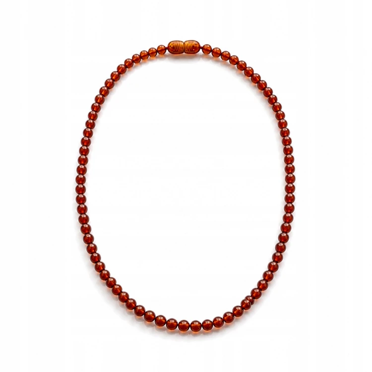 Detailansicht baltischer Bernstein Schmuck