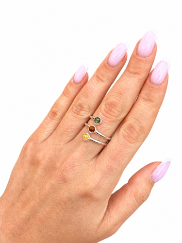 Detailaufnahme Bernstein im Ring