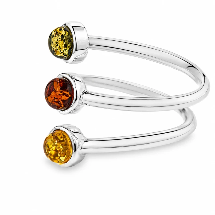 Ring mit Bernstein handgearbeitet