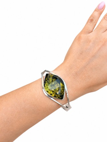 Grüner baltischer Bernstein Silberschmuck Design