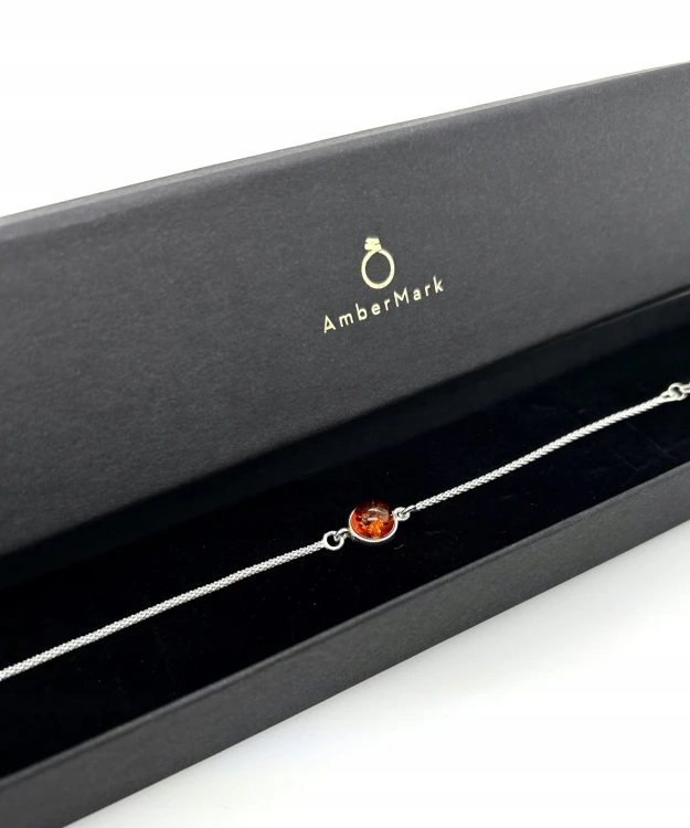Silbernes Armband mit cognacfarbenem Bernstein