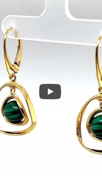 elegante malachit ohrringe detailaufnahme